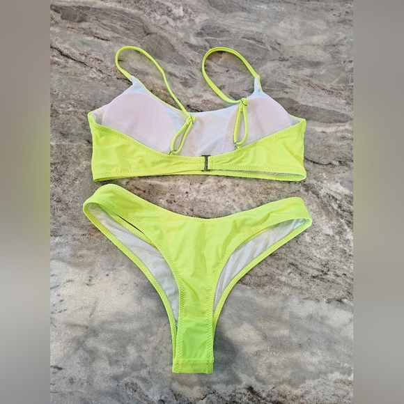Lucky Brand Yellow Bikini Set NWT women’s medium - Picture 8 of 8